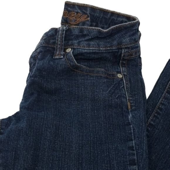 Skinny/Slim Leg  Blue Jeans w/ pocket design - Picture 2 of 6